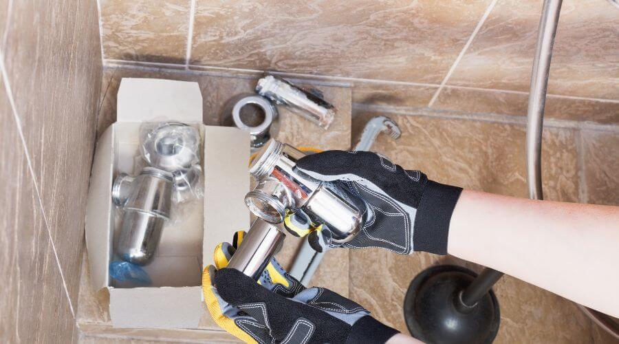Professional gutter cleaning in McIntosh, AL